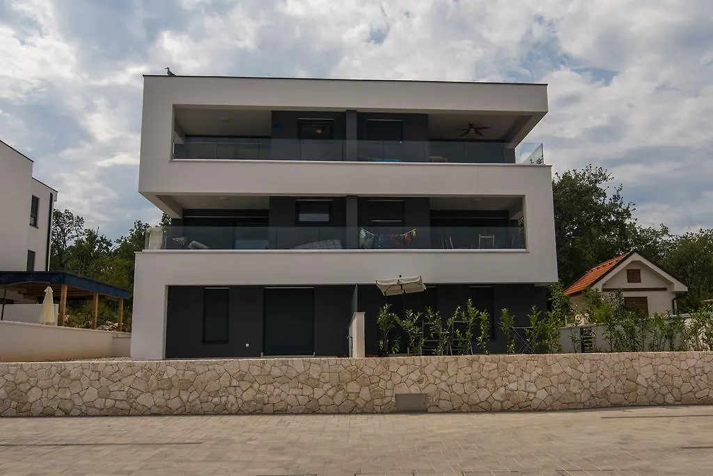 Apartments Mato Vantacici